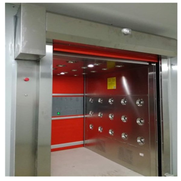 Red PVC Fast-Rolling Door Air Shower Tunnel